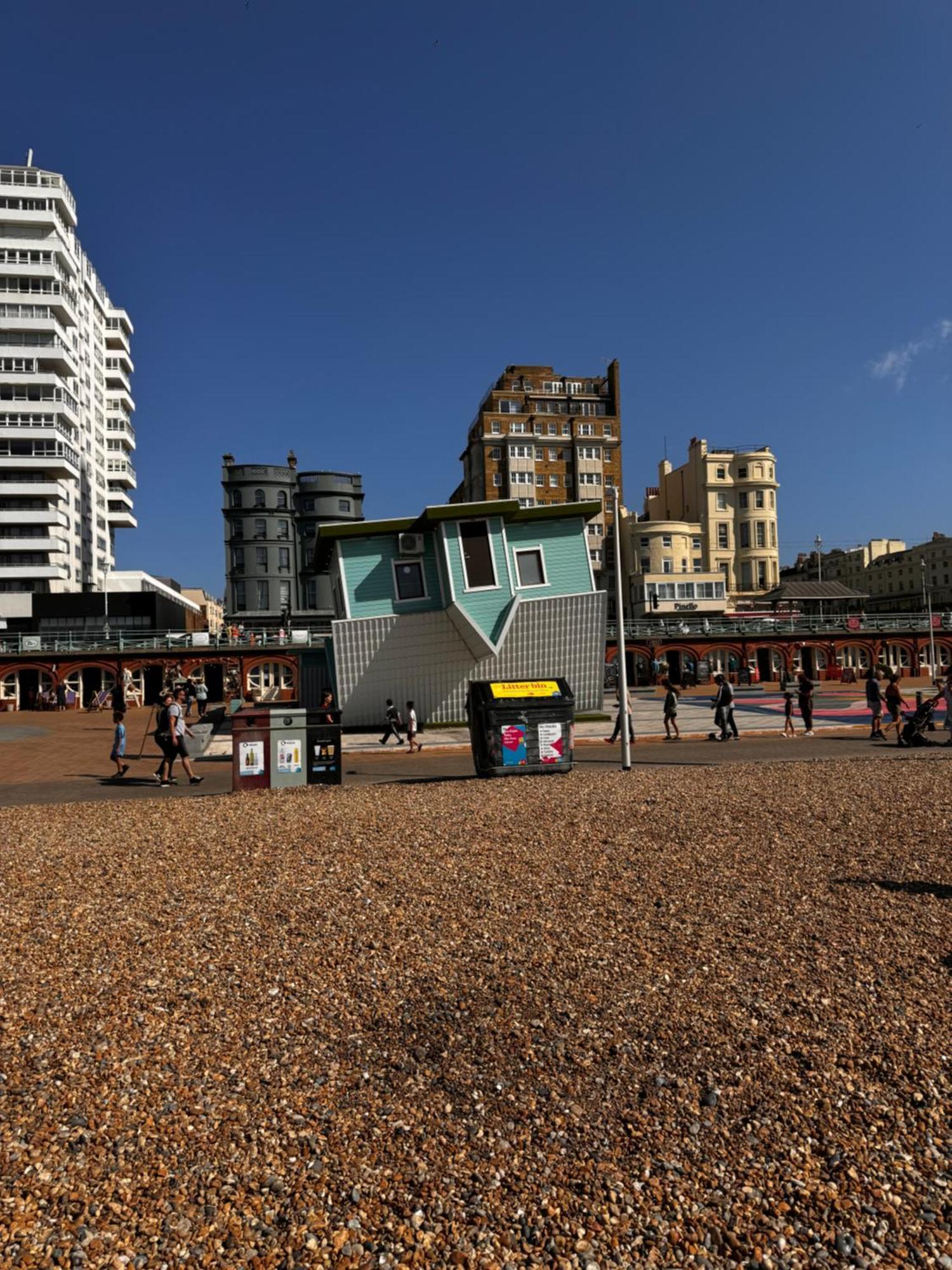 Beautiful Brighton Apartment, 5Min Walk To Beach ภายนอก รูปภาพ